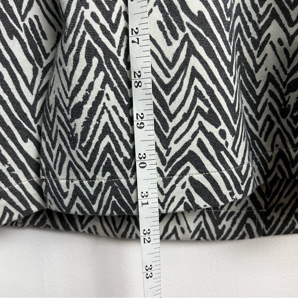 Cabi Zig Zag Ponte Knit Jacket style #3034 - Picture 8 of 11